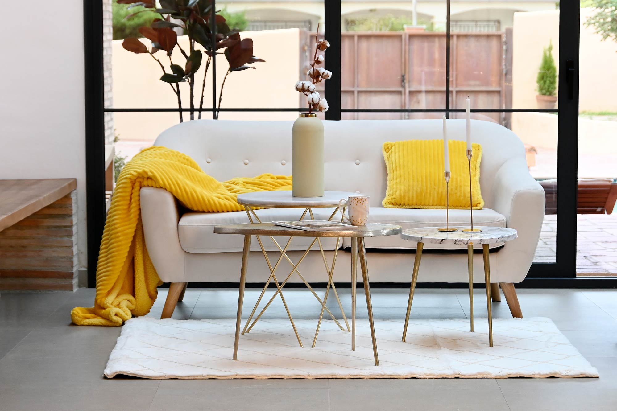 Rubberwood Polyester Sofa 172X82X82 3 Seaters Cream