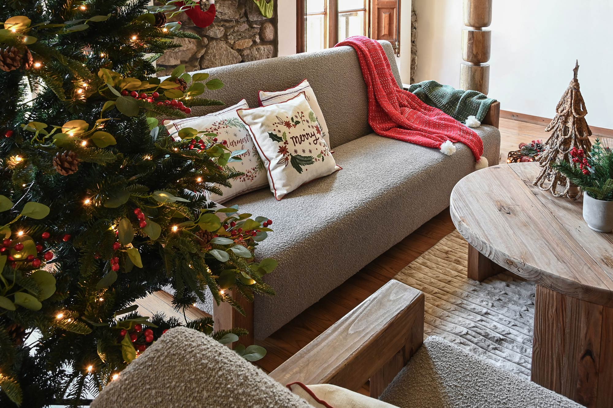 Recycled Wood Polyester Sofa 221X94X83 Boucle