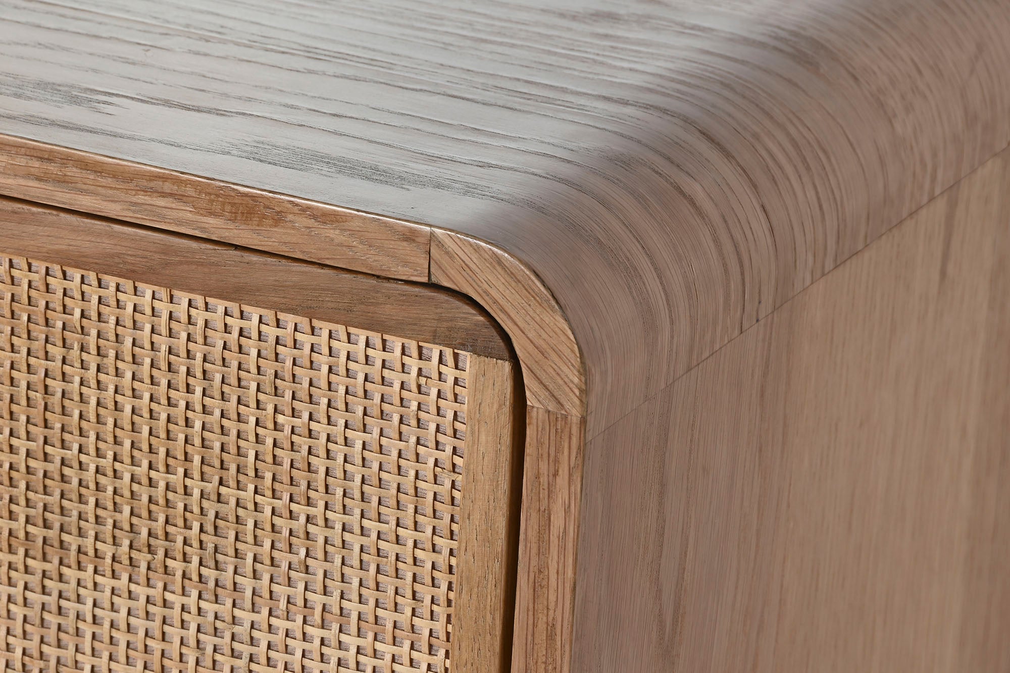 Comoda Roble Ratan 182X45X81 97,20 Veneer Natural
