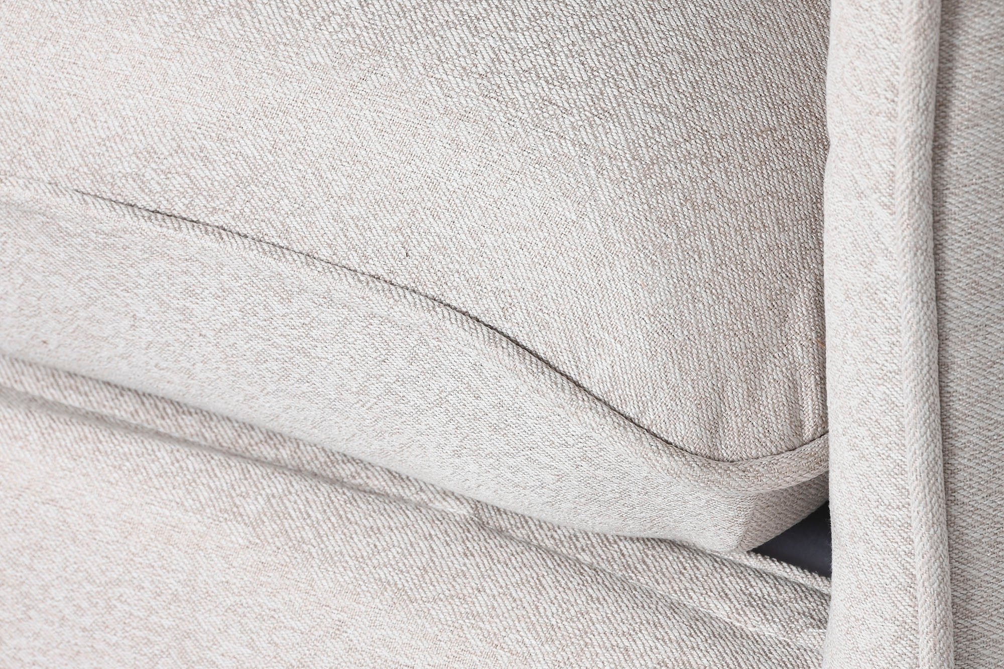 Poltrona de poliéster 85x85x74 bege com capa removível