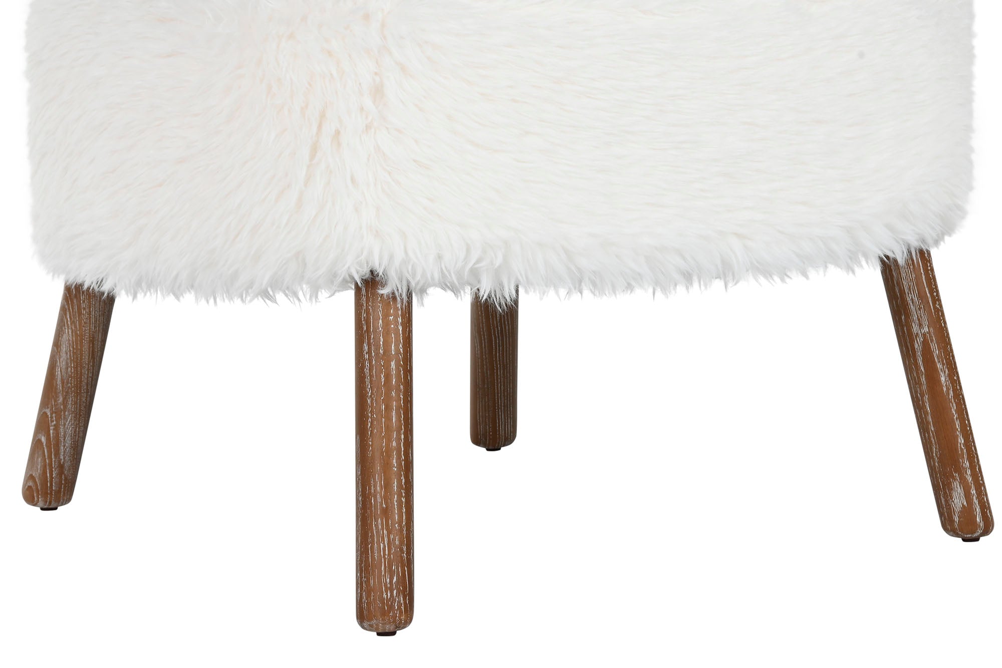 Poltrona de Freixo 61x62x80 Cabelo Sintético Cru