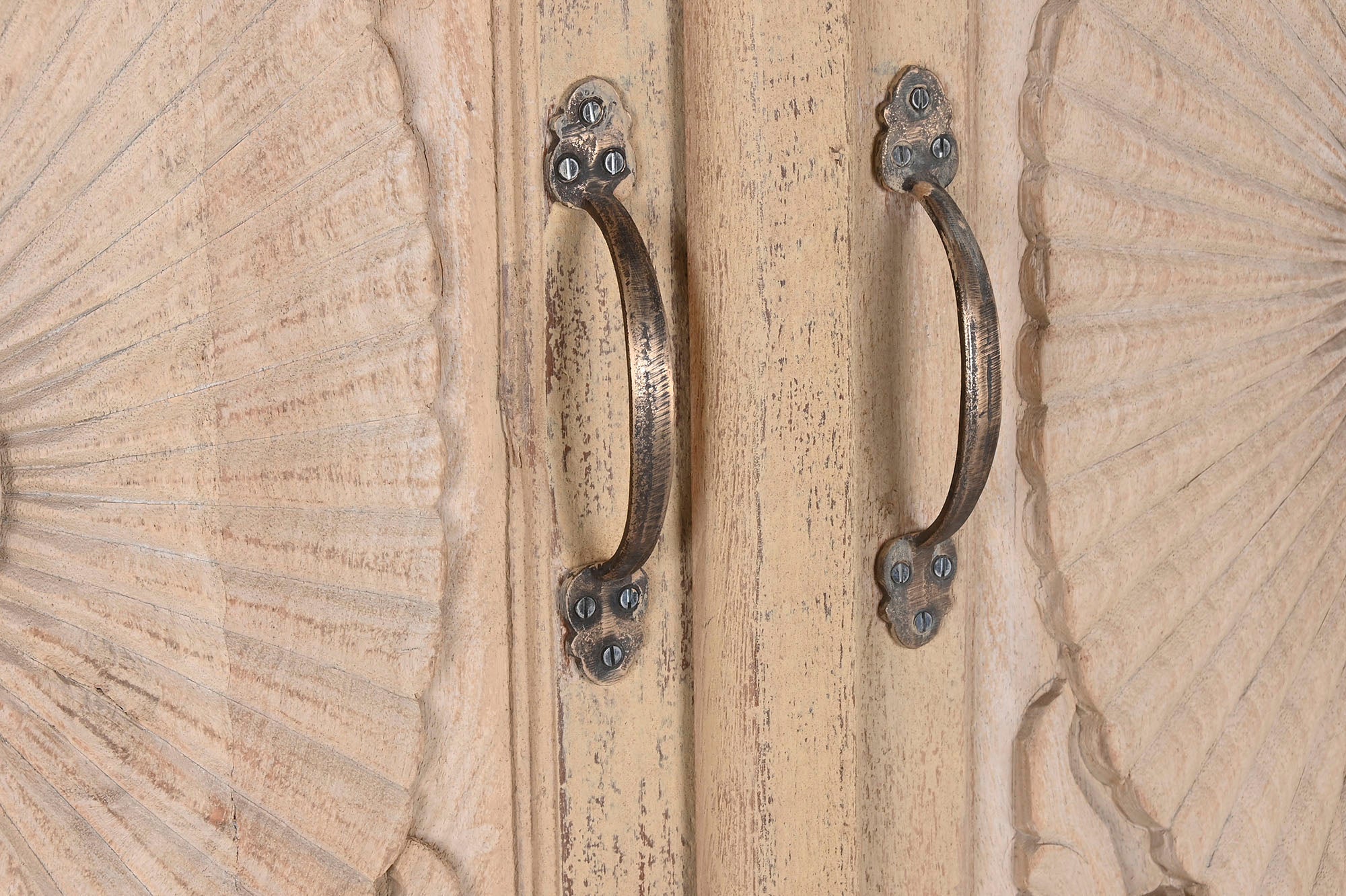 Guarda-roupa Mango 125X43X214 Escultura Natural