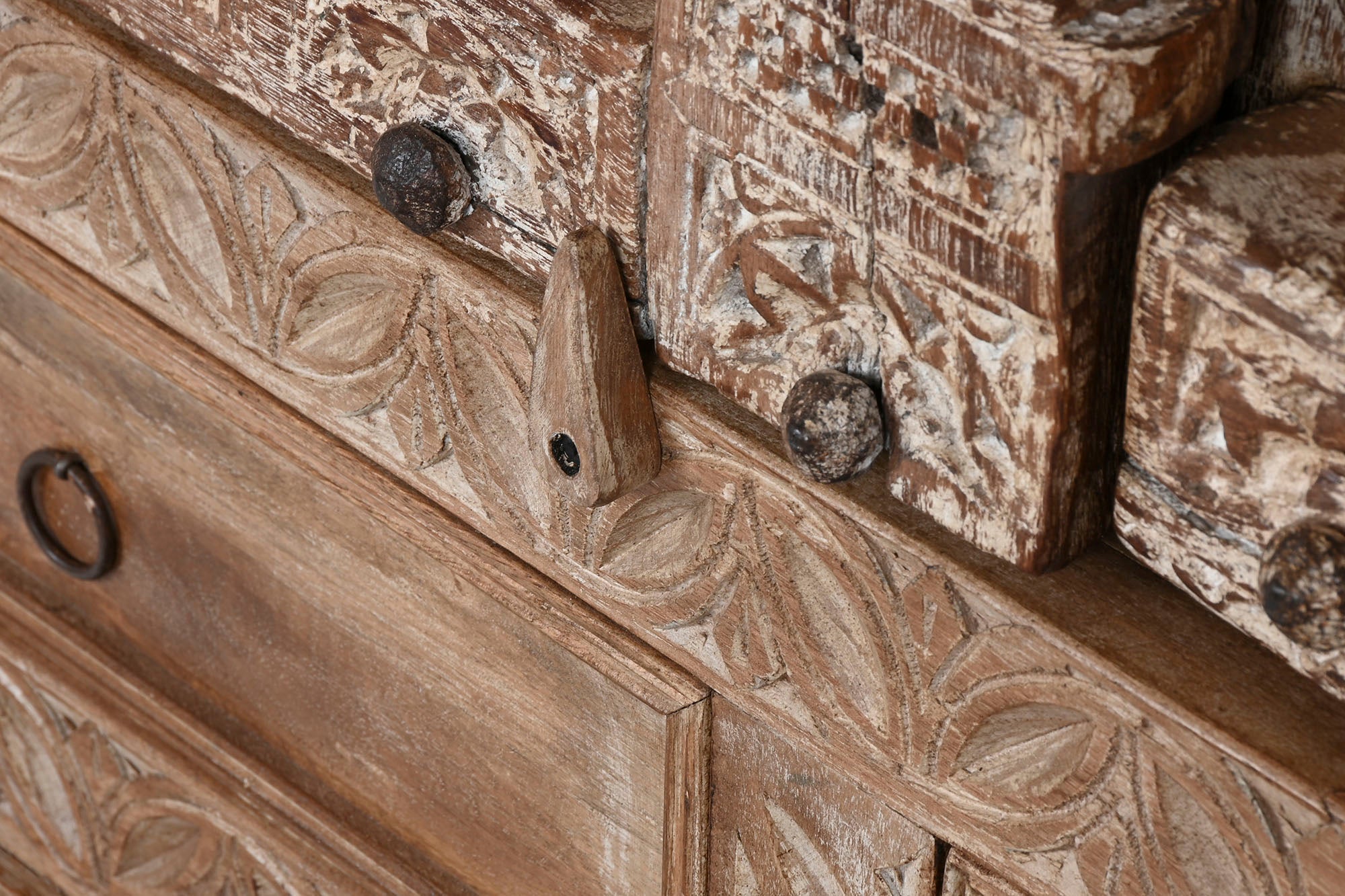 Teak Wardrobe 122x51x216 Single Piece Natural