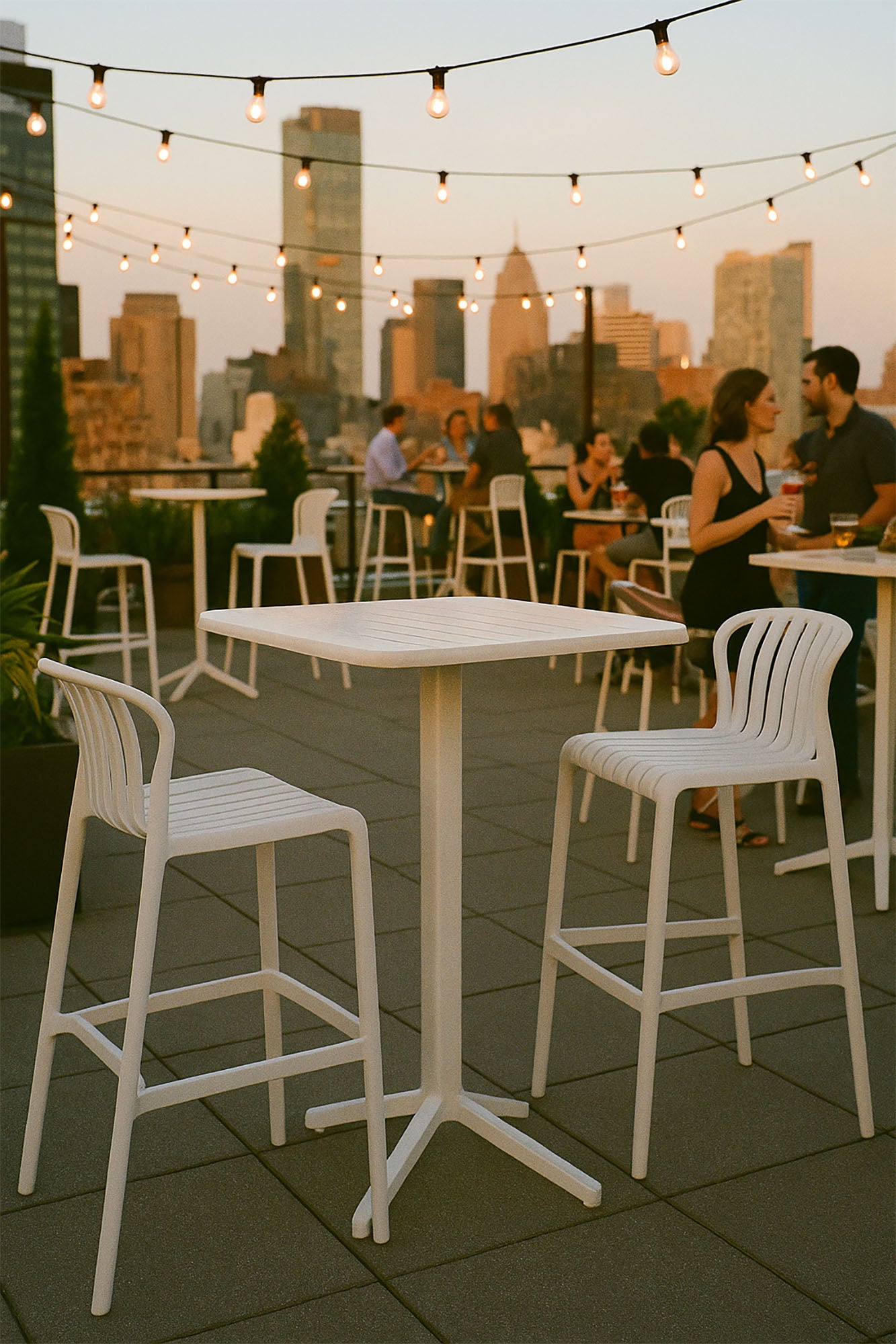 Mesa Bar Set 3 Pp Metal 60X60X102 Taburete Blanco