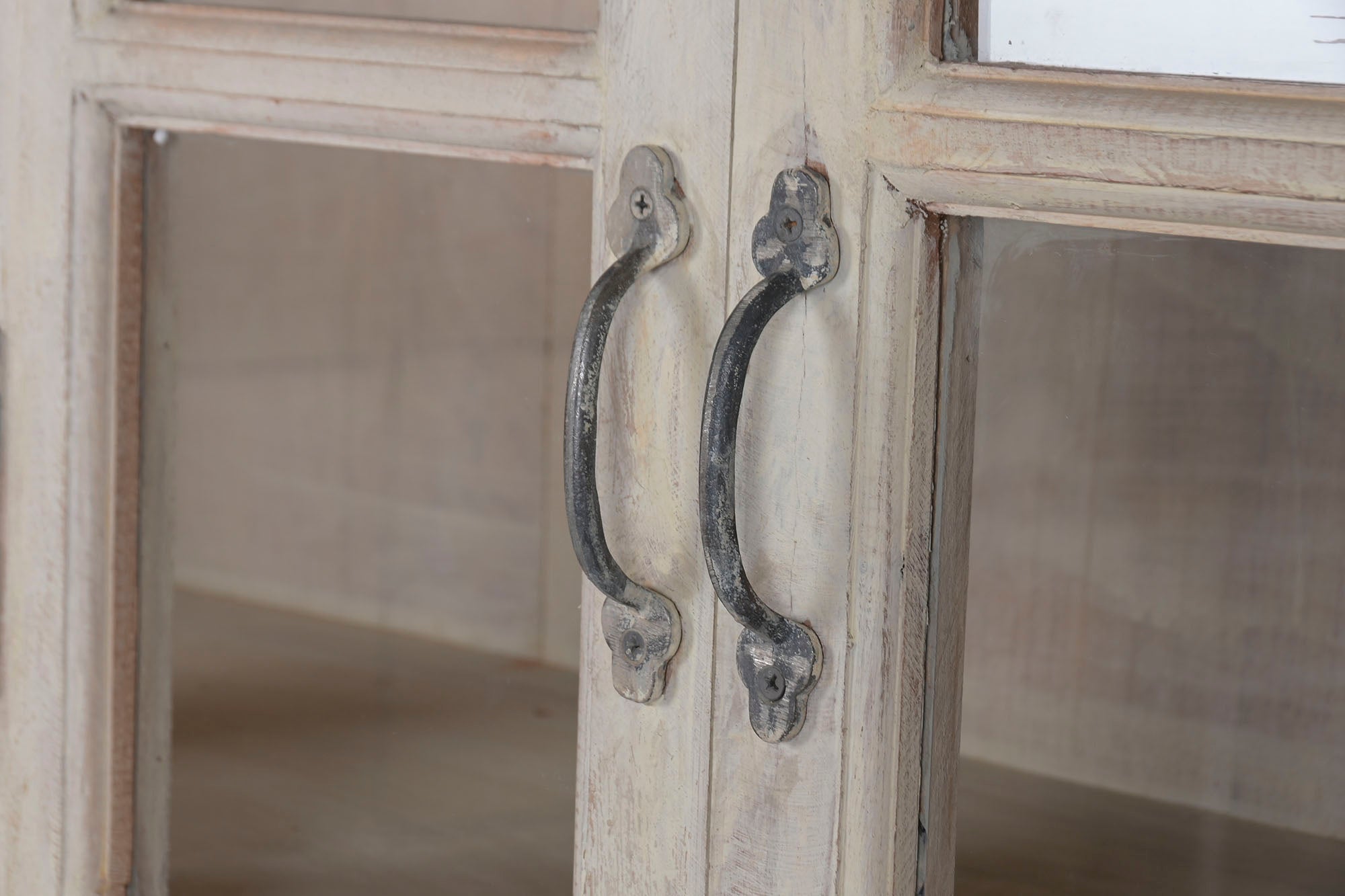 Vitrina Mango 130X50X210 121,00 2 Puertas Decape