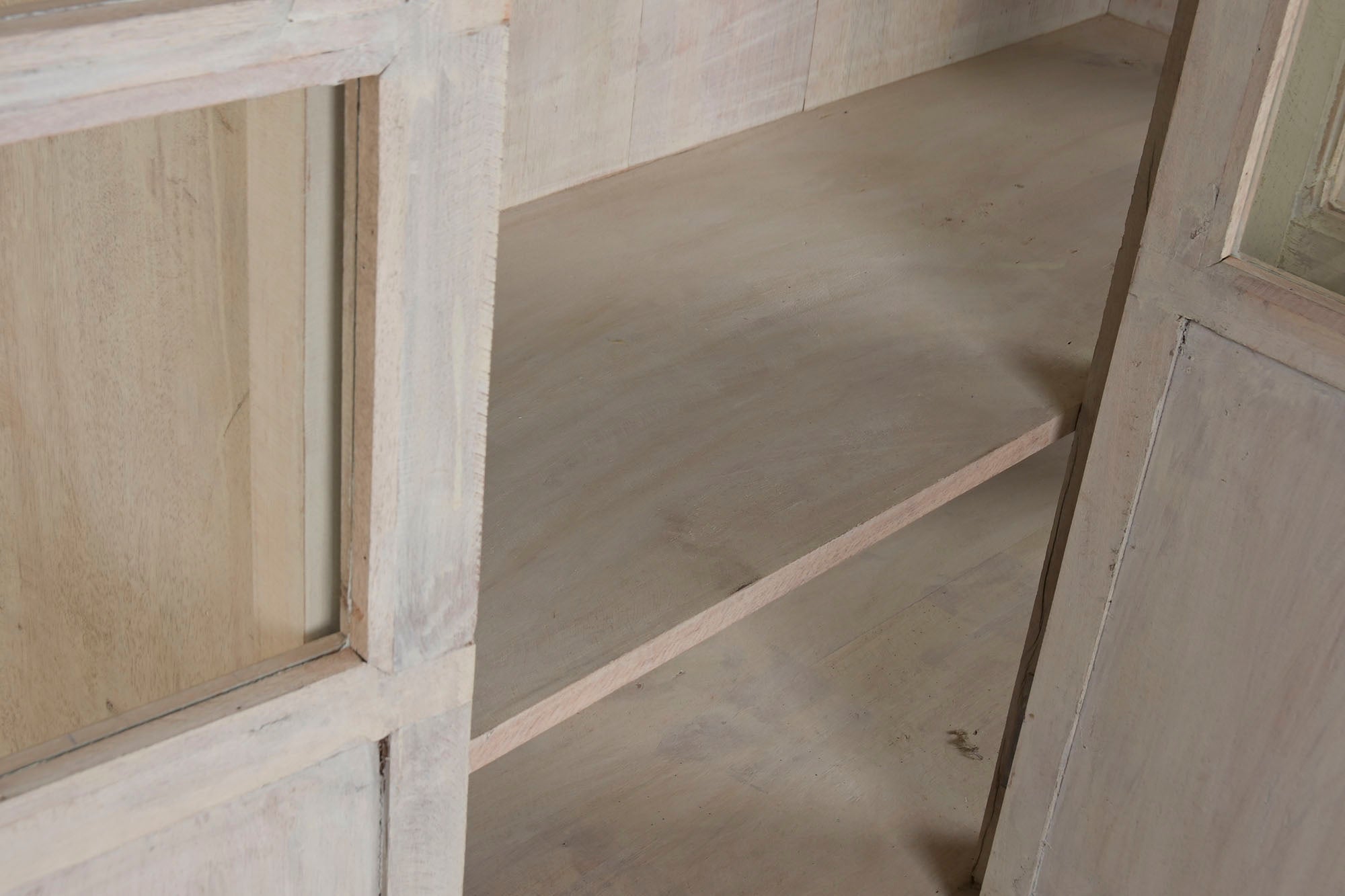 Vitrina Mango 130X50X210 121,00 2 Puertas Decape