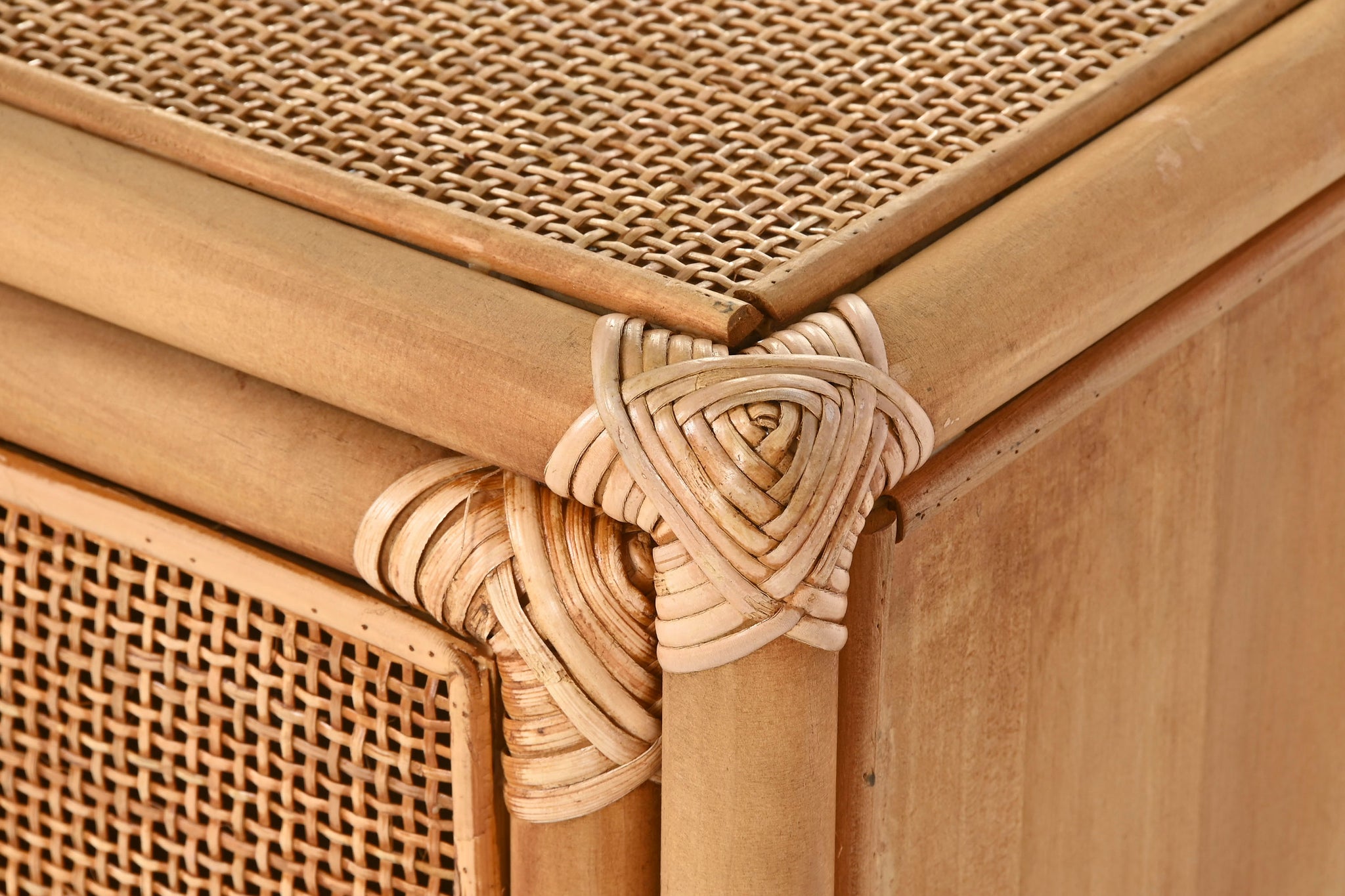 Mesita Auxiliar Abeto Ratan 46X35X60 1 Puerta