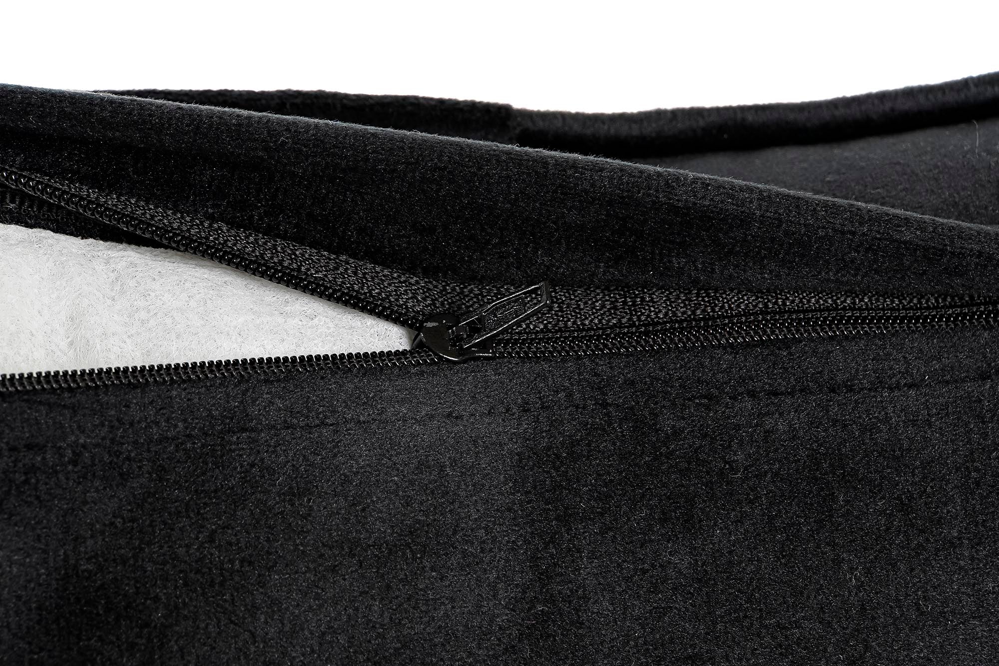 Almofada de Poliéster 50X10X30 500 Gr, Bordado Preto