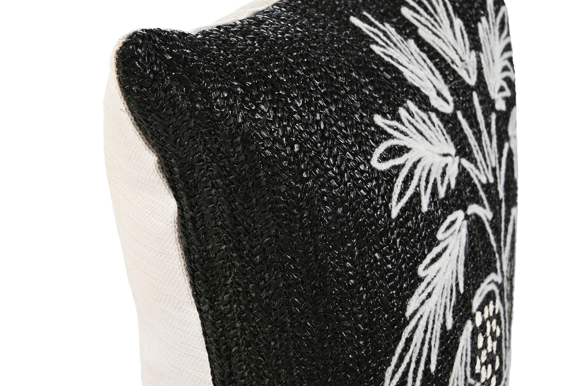 Cojin Poliester 42X15X42 400 Gr. Bordado Negro