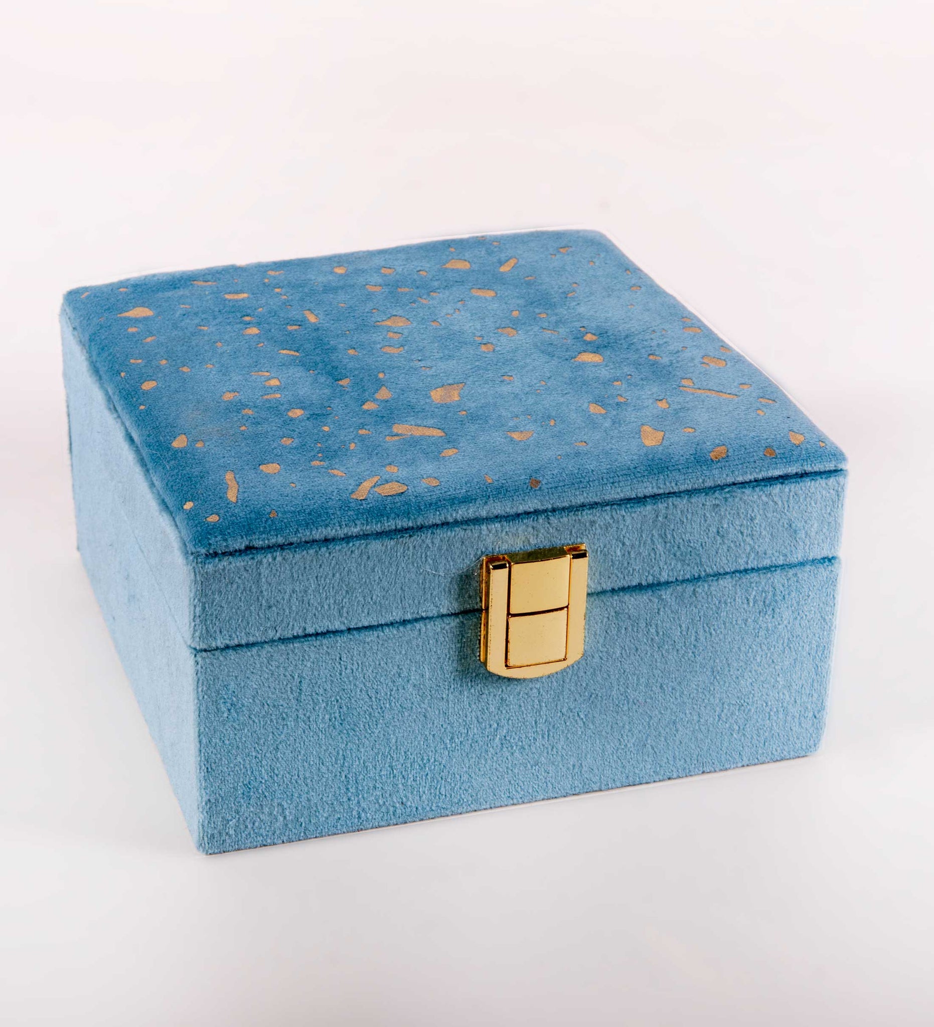 Caja cuad 15*8*15 terc azul pintitas dorada