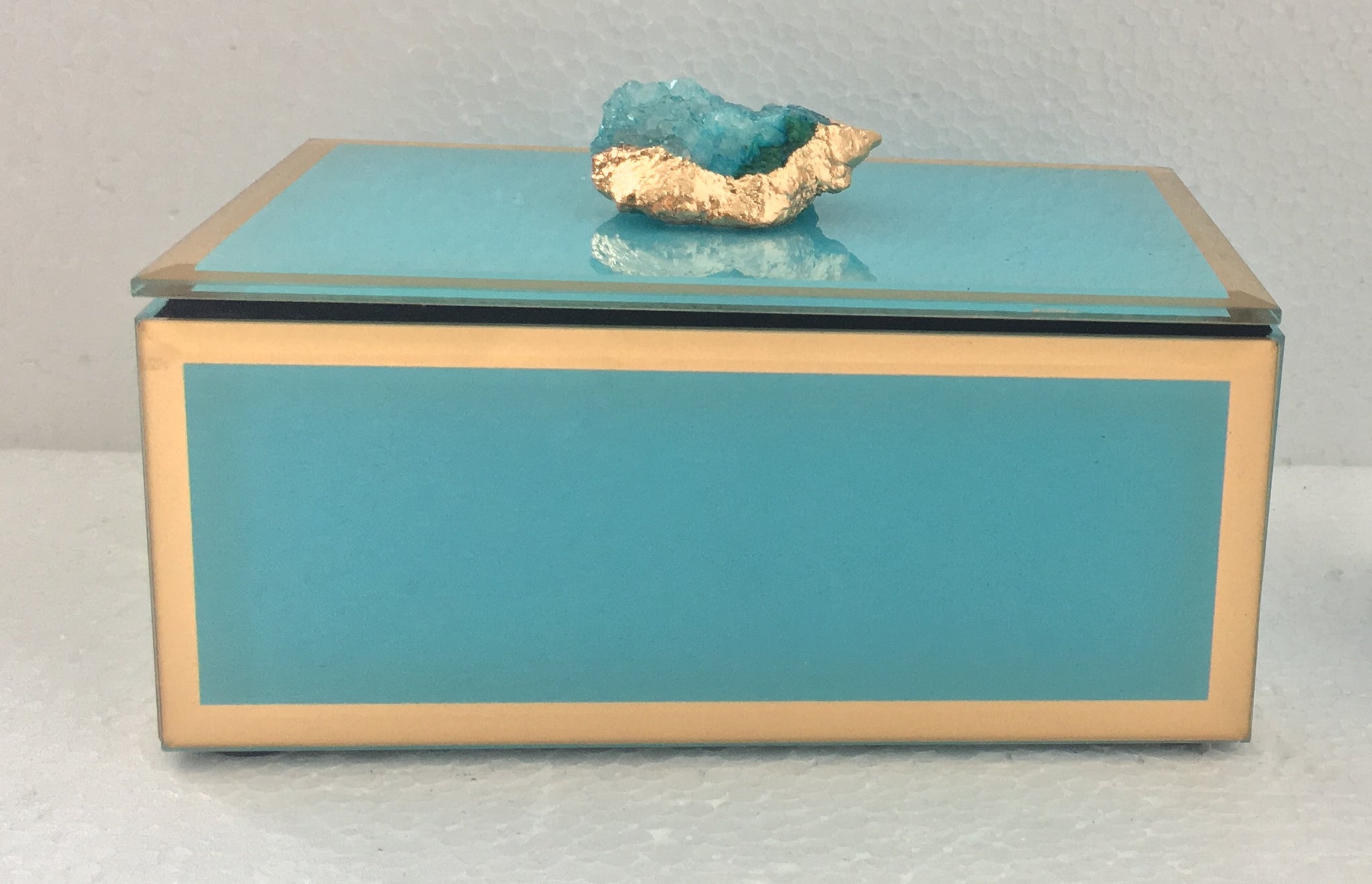Caja azul 15*9.5*10 cristal piedra azul