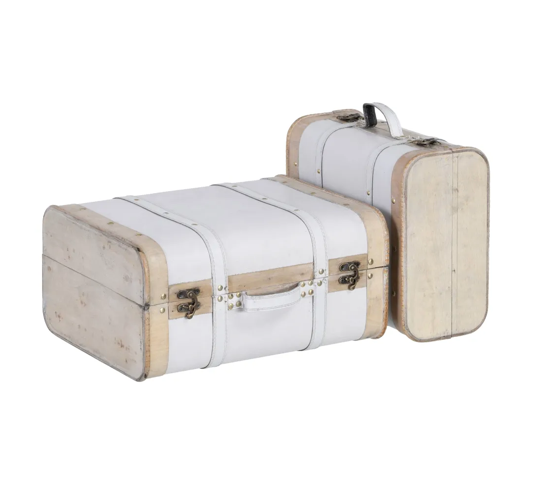 Set de maletas de madera para decoración